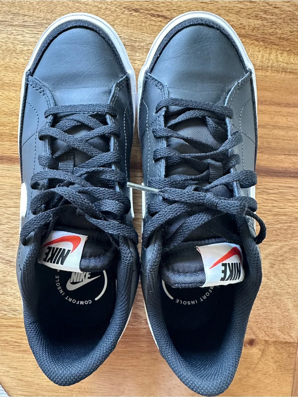 Nike Black Low-Top Sneakers